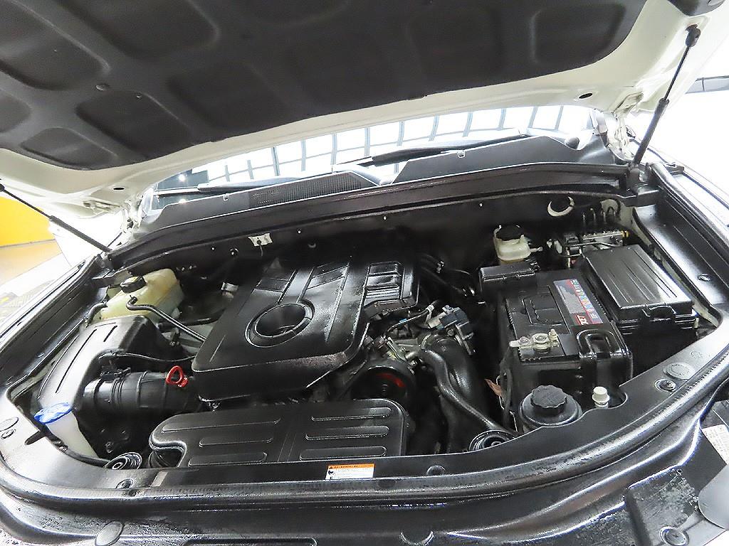 Ssangyong Rexton 2018 Blanco - Importación desde Corea - HF Imports Iquique - Foto 7