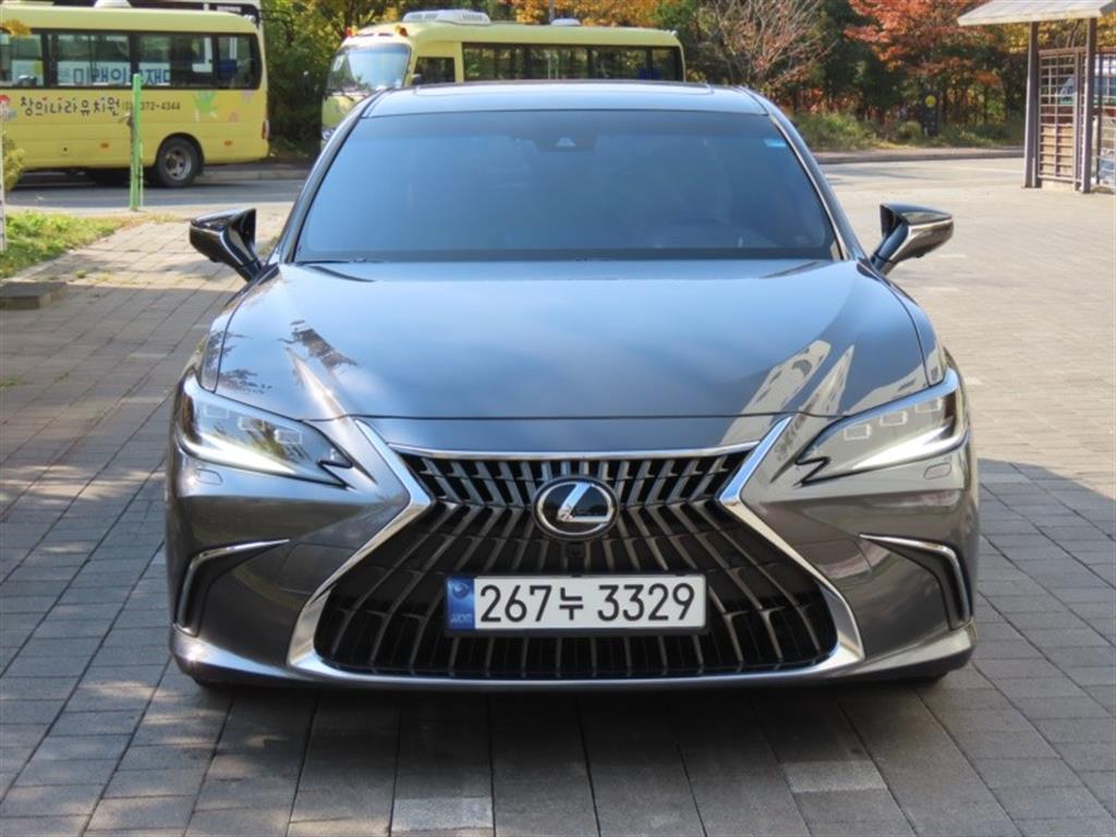 Lexus ES 2024 - Importación desde Corea - HF Imports Iquique - Foto 1