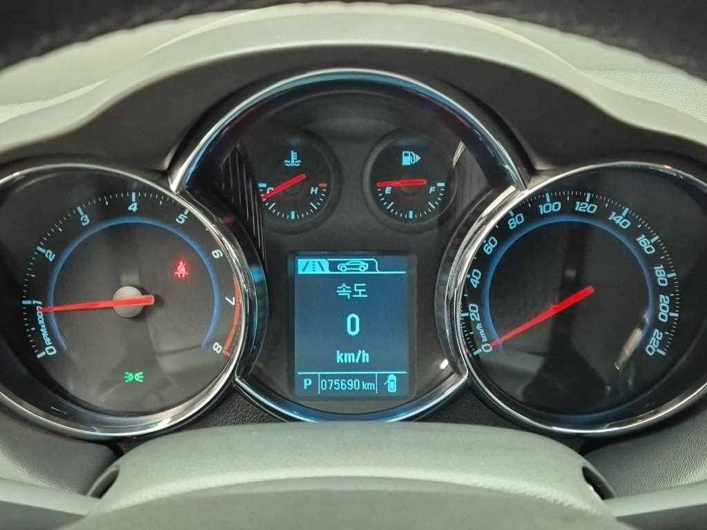 Chevrolet Cruise - Vista 6