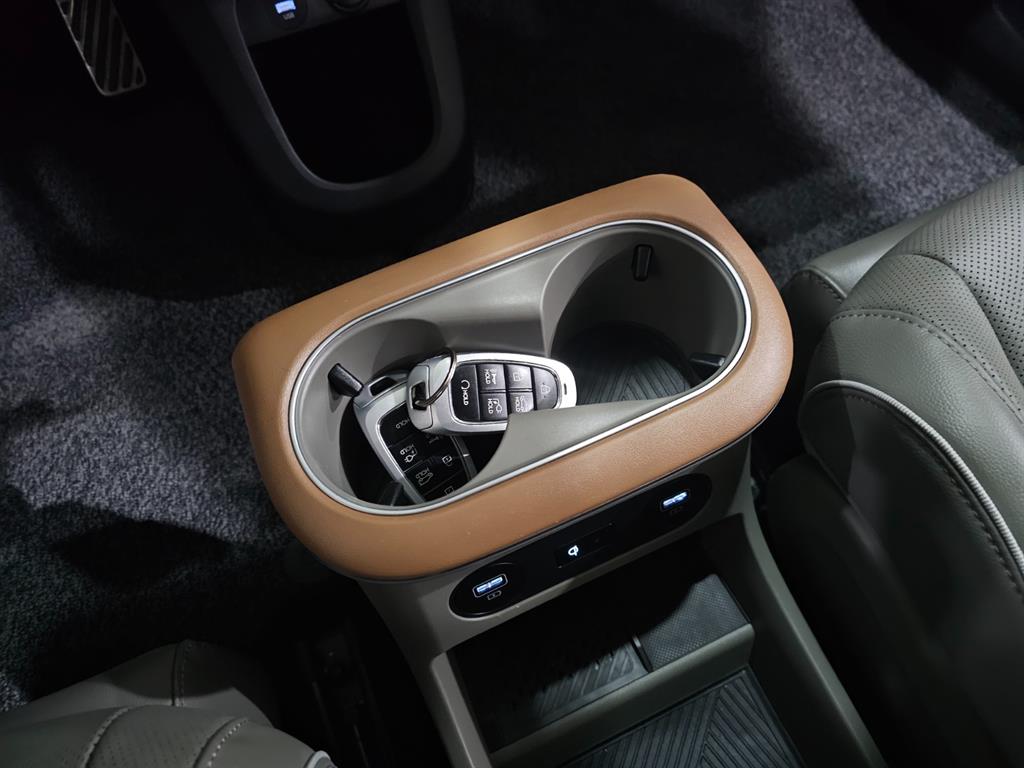 HYUNDAI Ioniq 5 - Vista 12