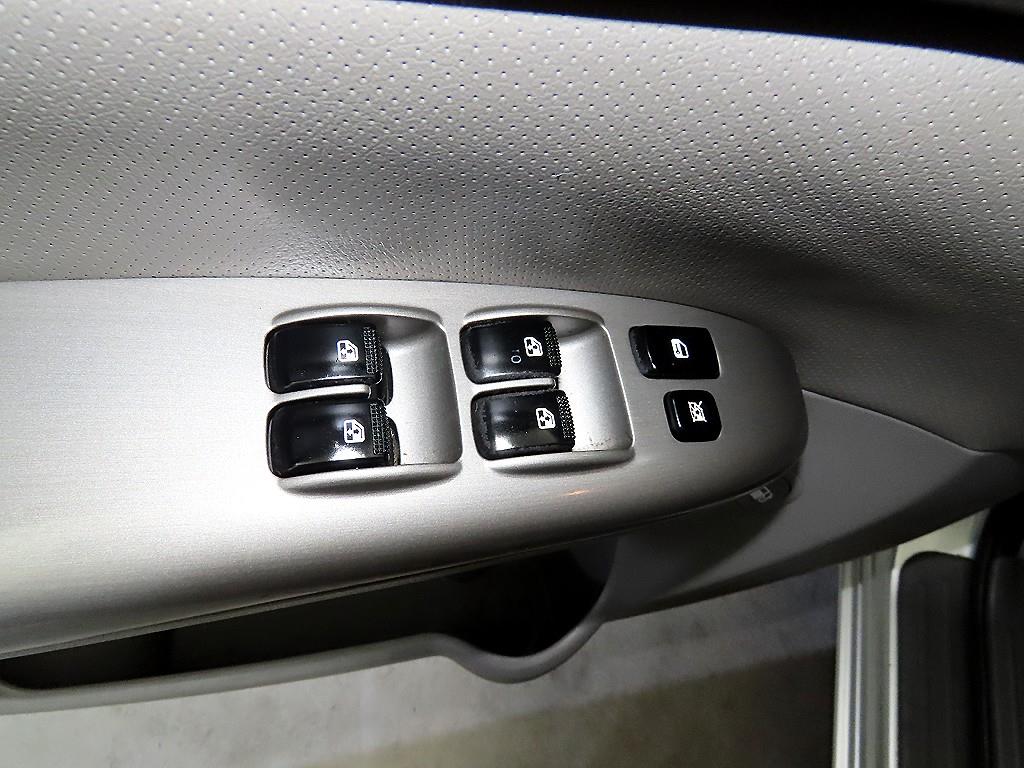 KIA Carnival - Vista 12