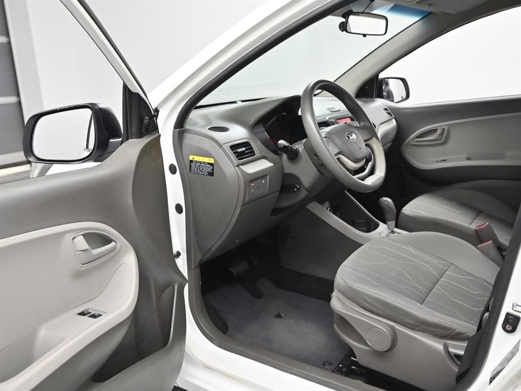 KIA Morning - Vista 11