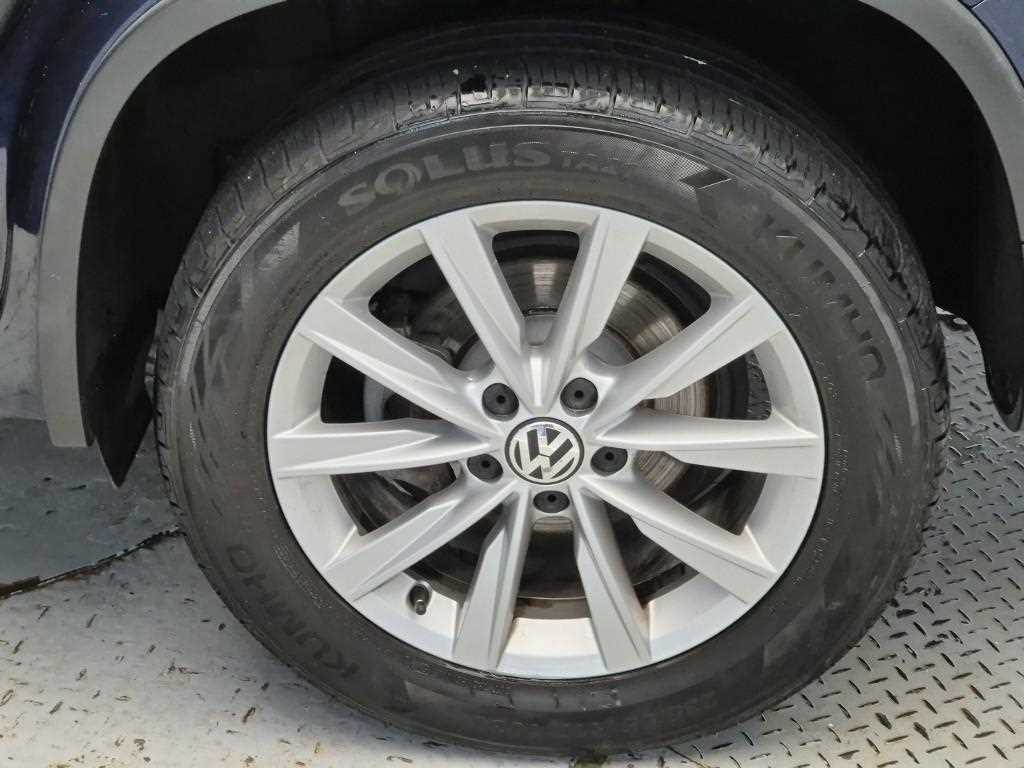 Volkswagen Tiguan 2016 Azul - Importación desde Corea - HF Imports Iquique - Foto 20