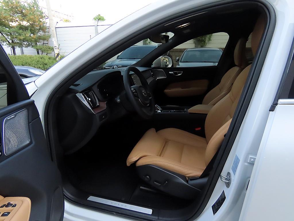 Volvo XC60 - Vista 5