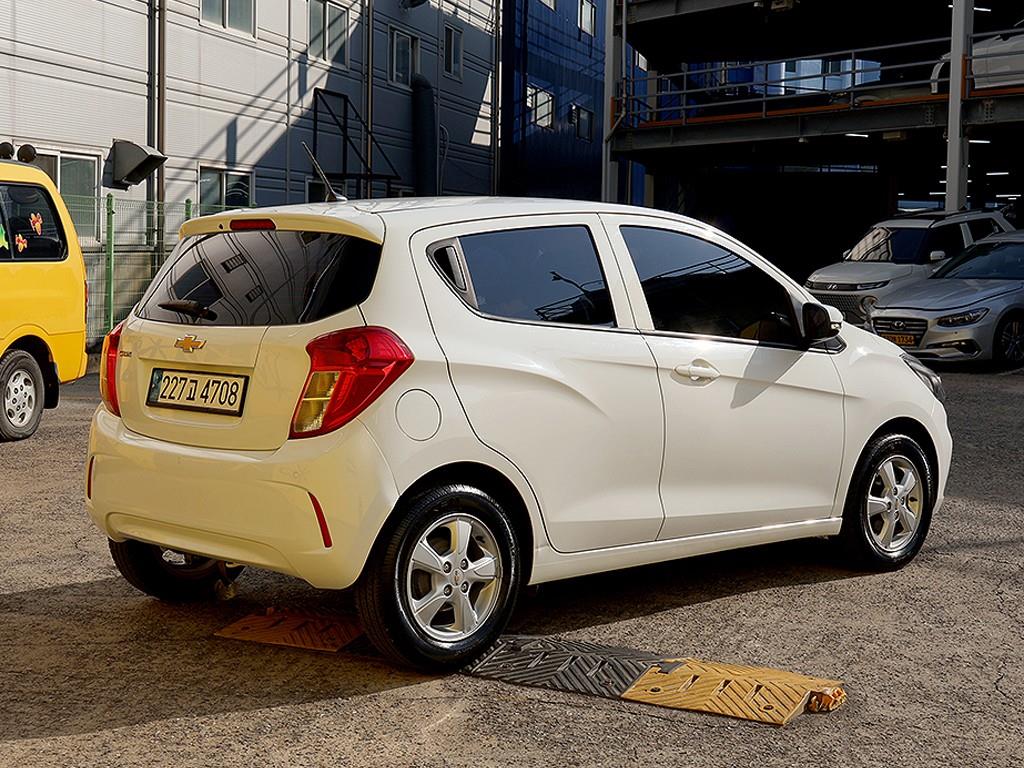 Chevrolet Spark - Vista 7