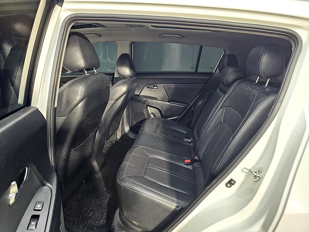 KIA Sportage - Vista 9