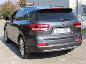 KIA Sorento - Vista 8