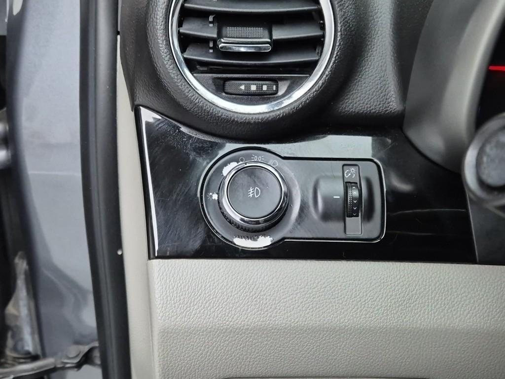 Chevrolet Orlando 2015 Gris - Importación desde Corea - HF Imports Iquique - Foto 17