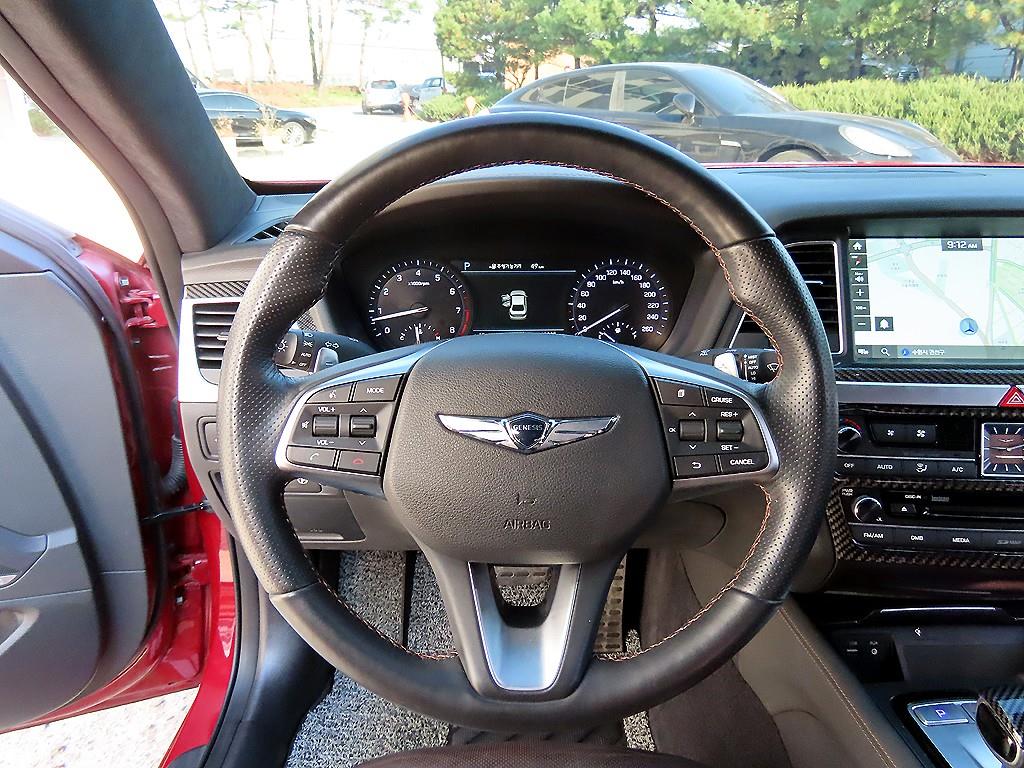 Genesis G80 - Vista 8