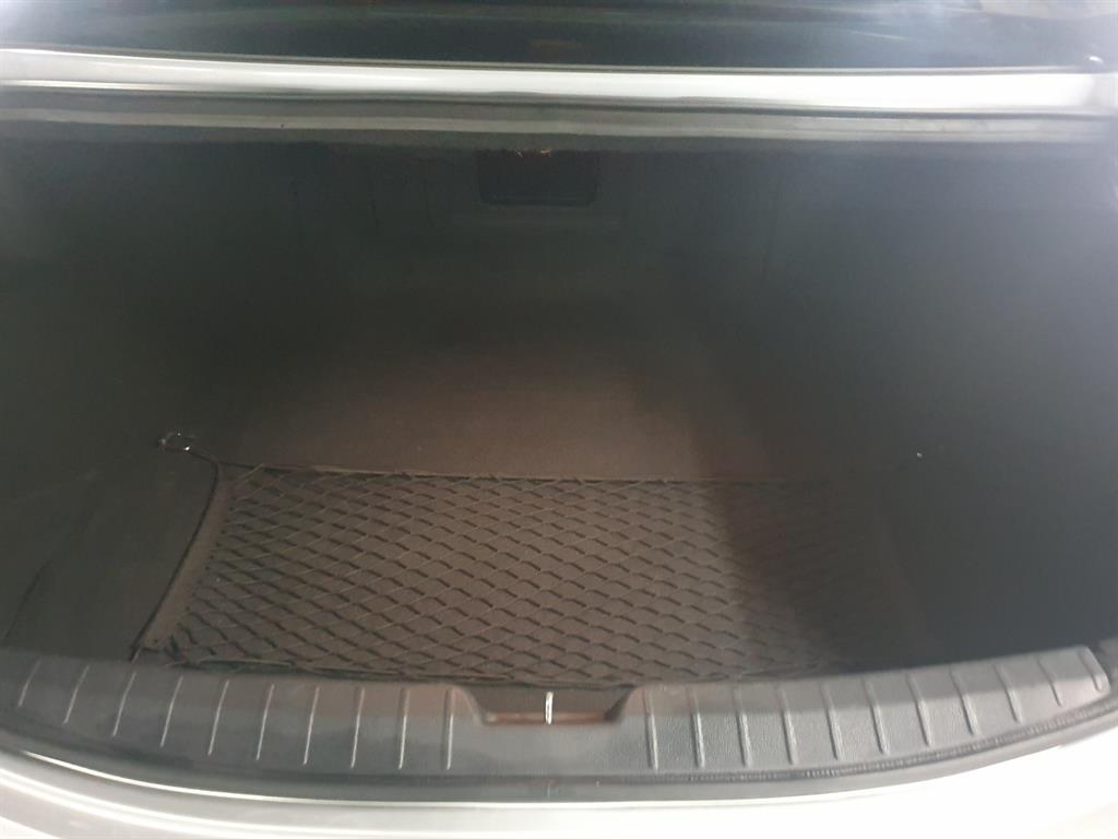 HYUNDAI Grandeur - Vista 11