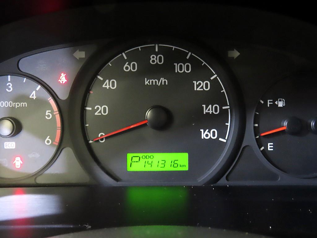 HYUNDAI Starex - Vista 9