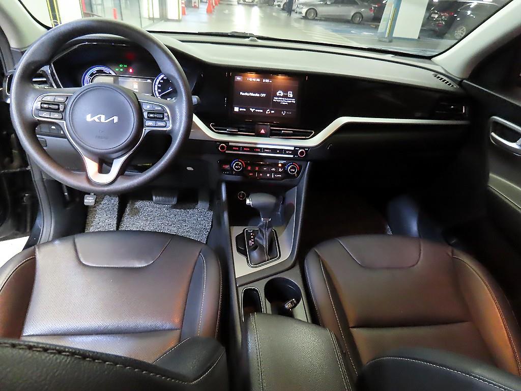 KIA Niro - Vista 10