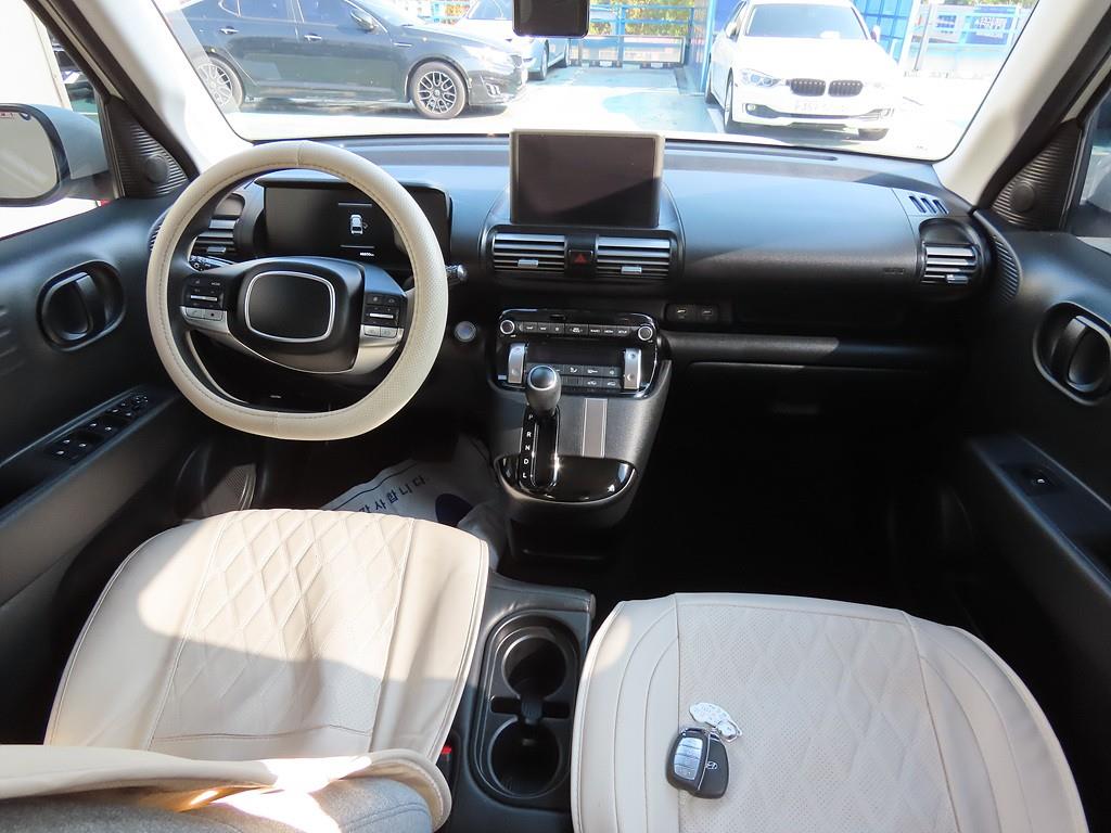 HYUNDAI Casper - Vista 5