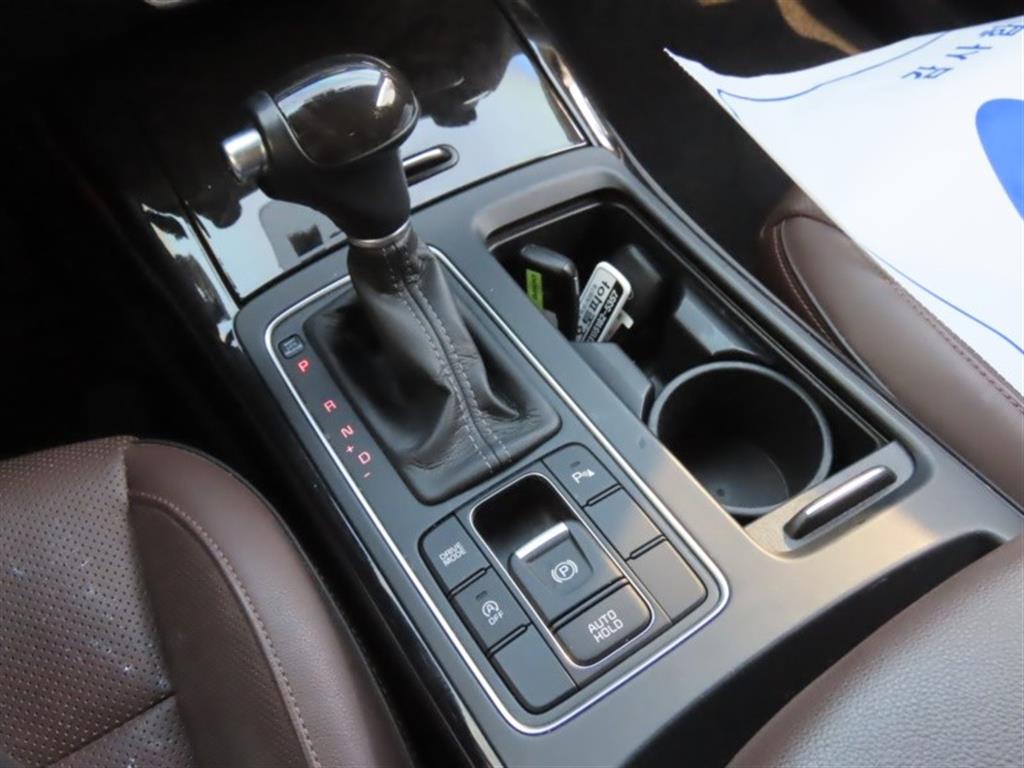 KIA Sorento - Vista 11