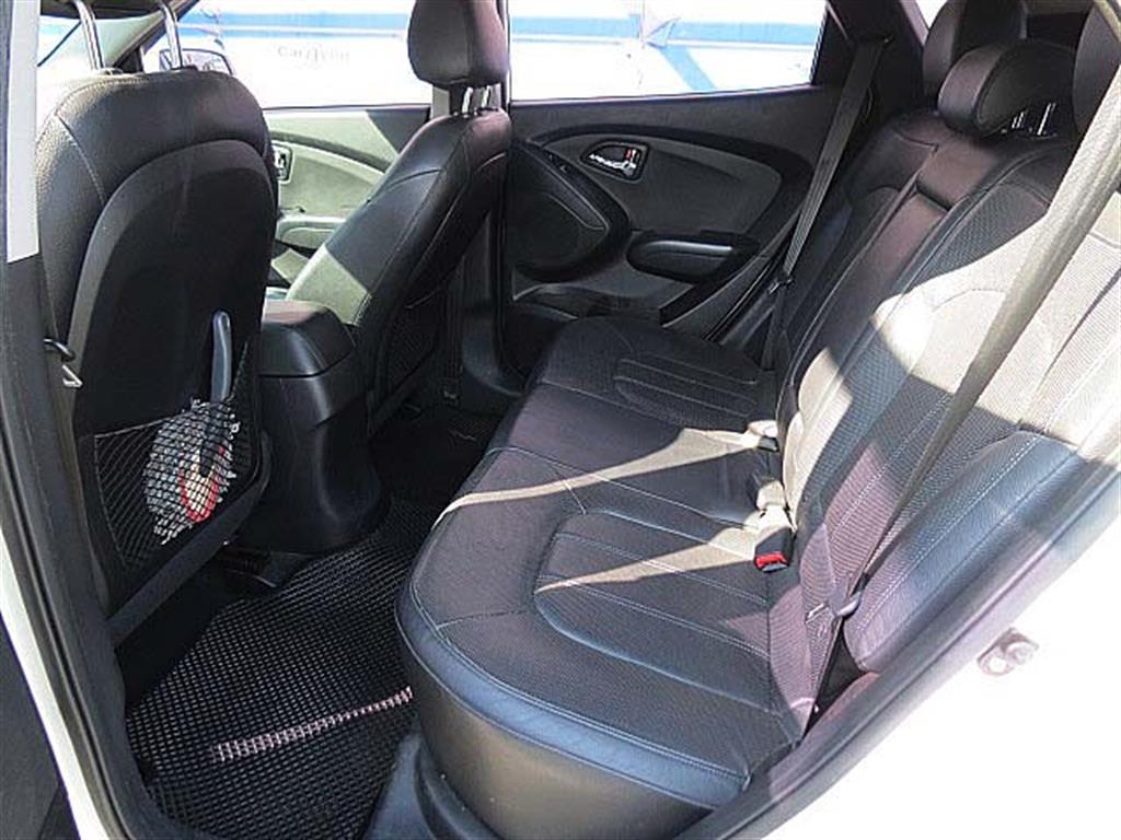 HYUNDAI Tucson 2011 Blanco - Importación desde Corea - HF Imports Iquique - Foto 7