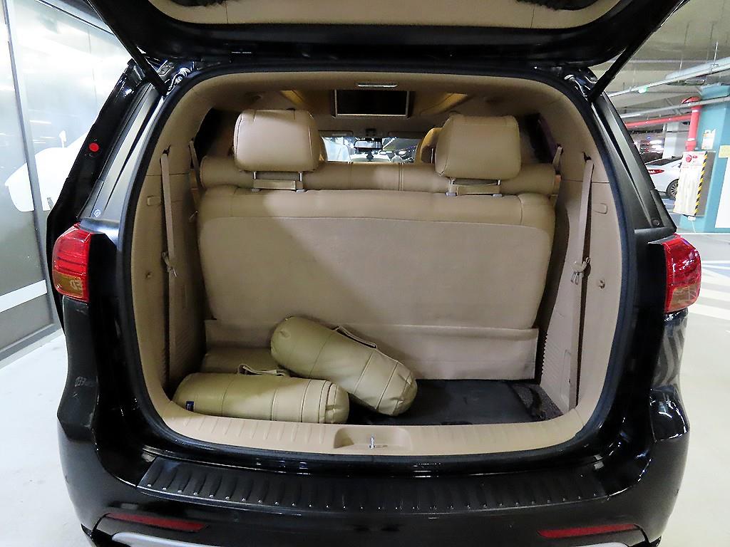 KIA Carnival 2018 Negro - Importación desde Corea - HF Imports Iquique - Foto 16