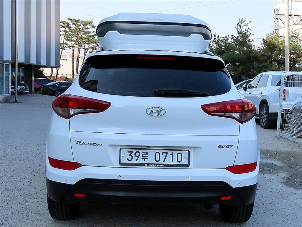 HYUNDAI Tucson - Vista 4