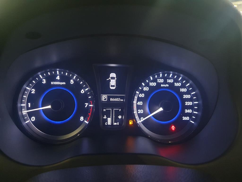 HYUNDAI Grandeur 2011 Plateado - Importación desde Corea - HF Imports Iquique - Foto 19