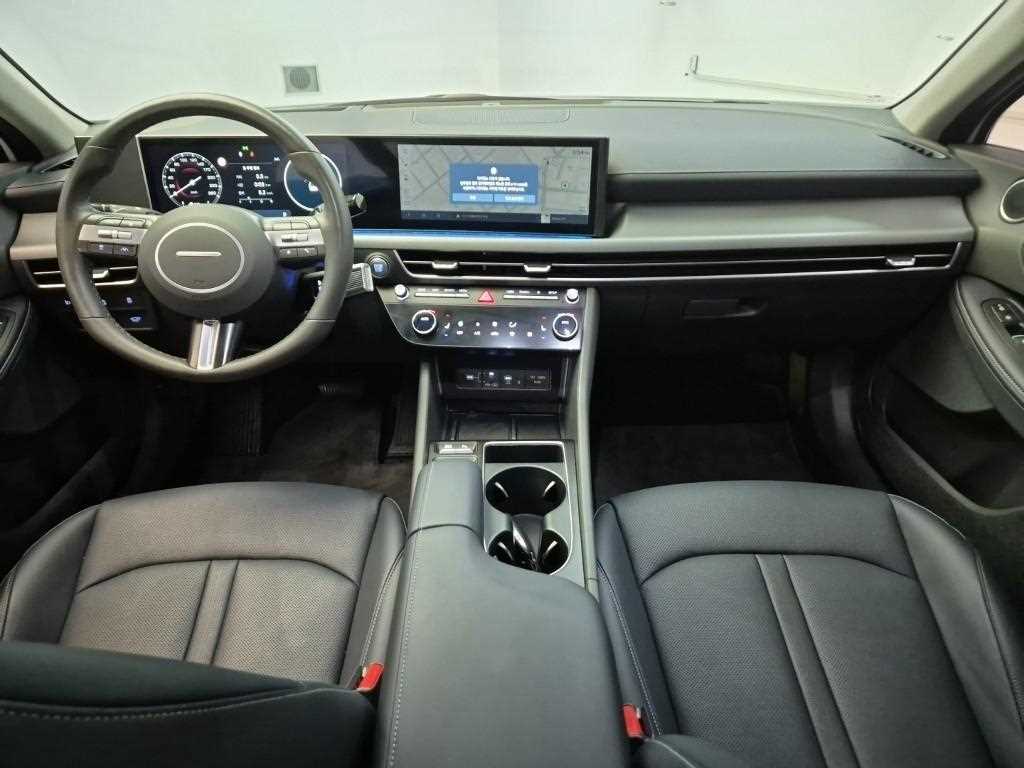 HYUNDAI Sonata - Vista 7