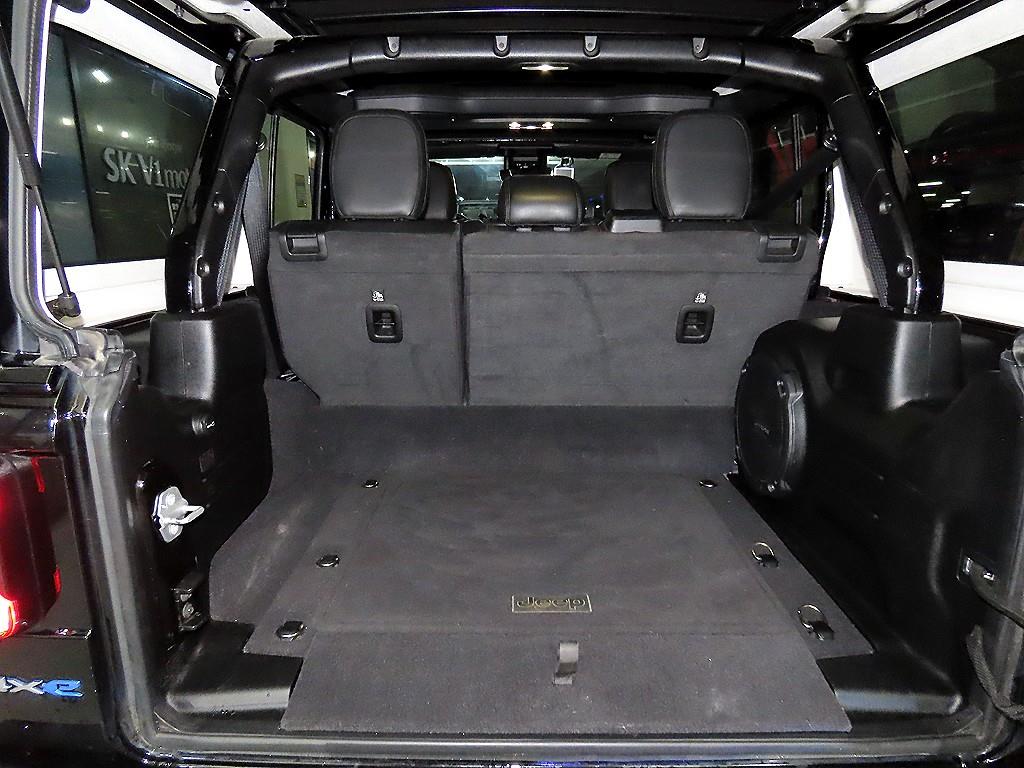 Jeep Wrangler 2021 Negro - Importación desde Corea - HF Imports Iquique - Foto 16