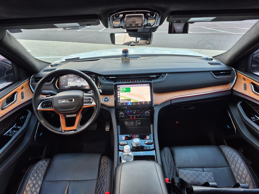 Jeep Cherokee - Vista 7