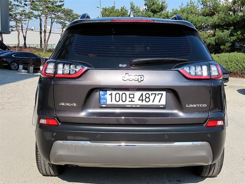 Jeep Cherokee - Vista 4