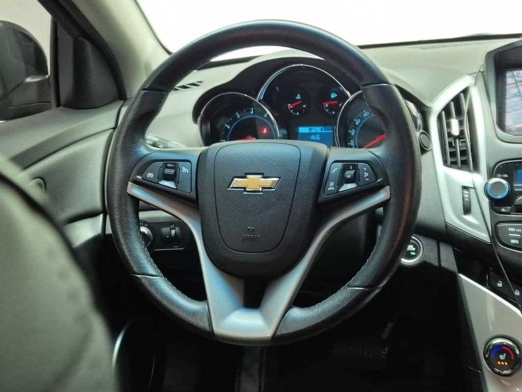 Chevrolet Cruise - Vista 9