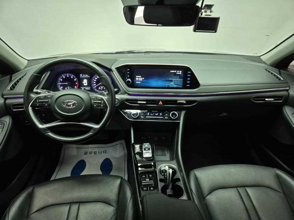 HYUNDAI Sonata - Vista 7