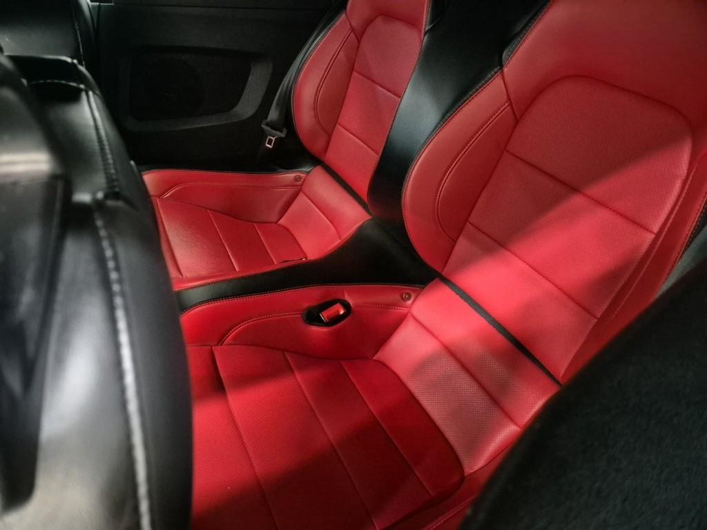 Ford Mustang - Vista 8