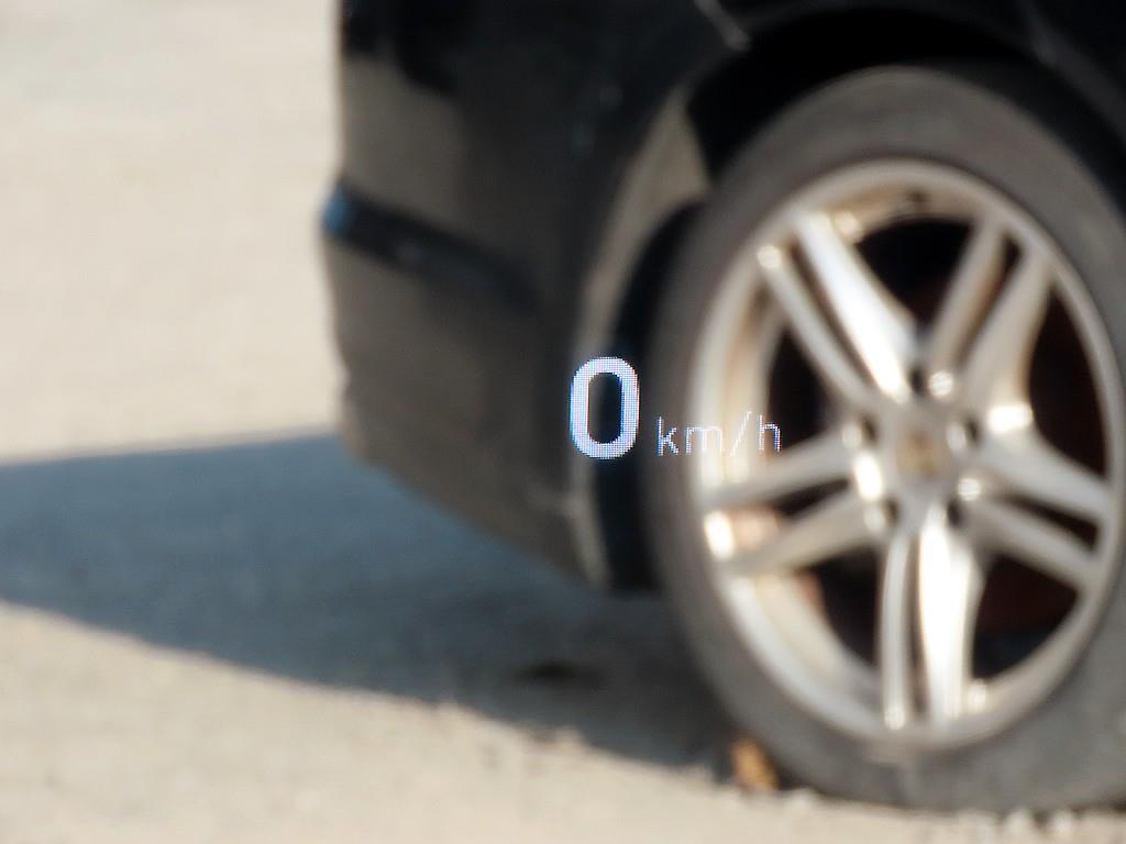 Genesis G80 - Vista 10