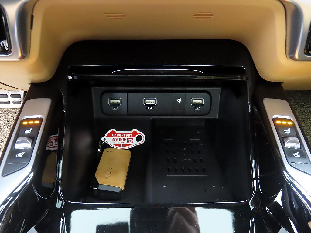 KIA Sorento - Vista 12