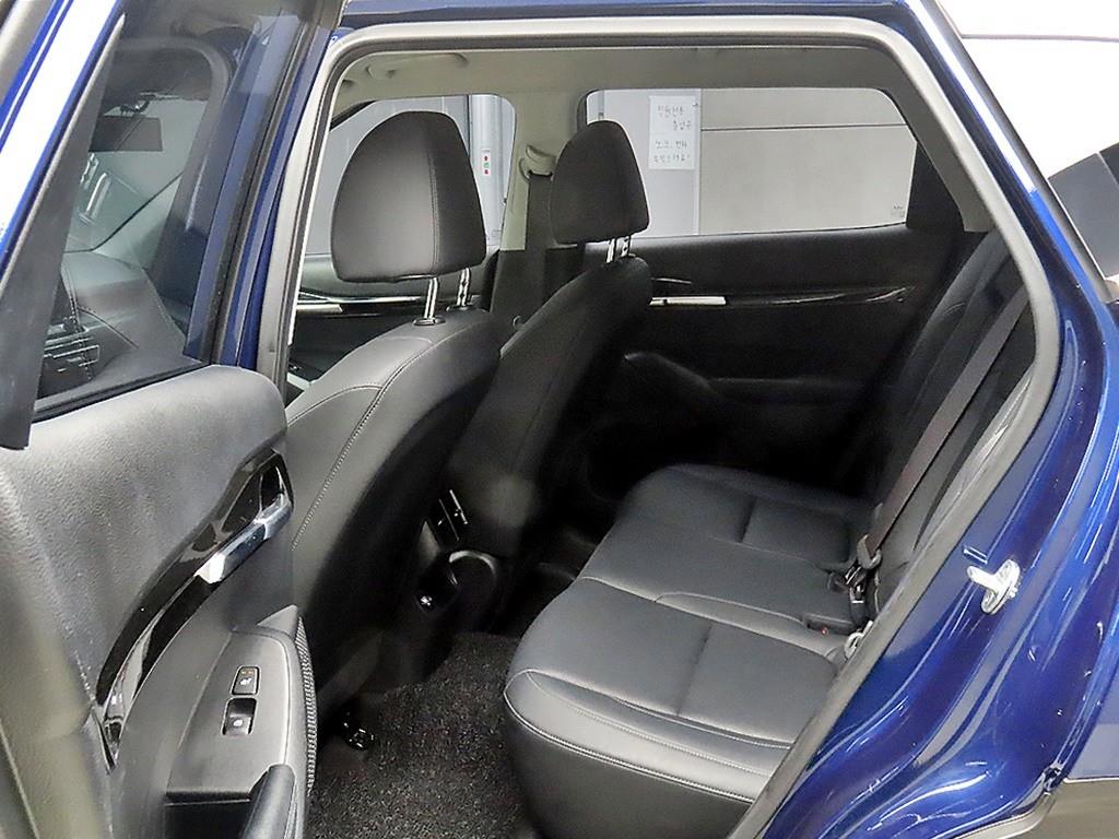 KIA Seltos - Vista 6