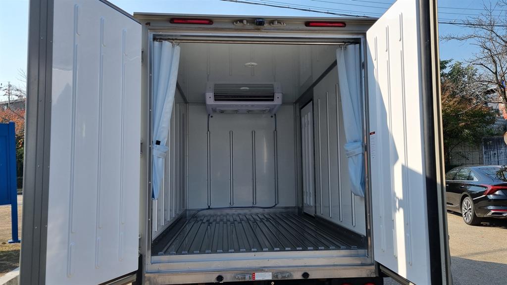 Small Truck Freezer Box(High Deck) - Vista 5