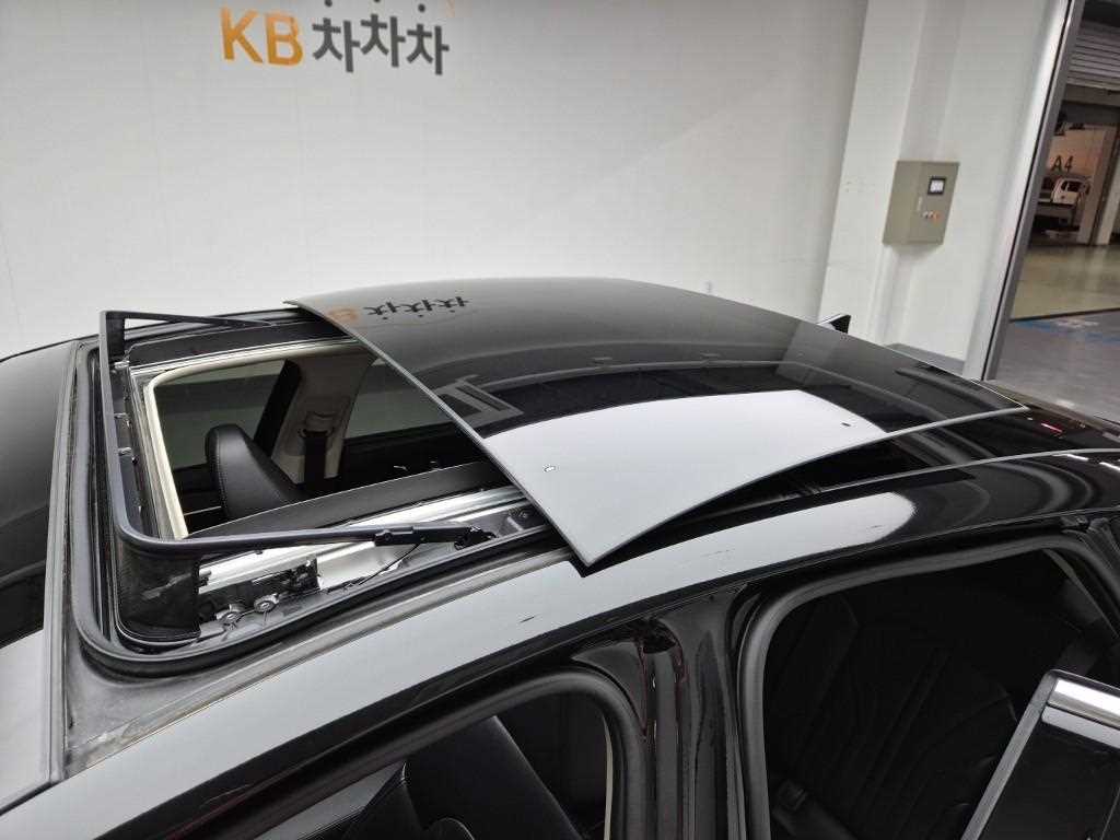 KIA K5 2023 Negro - Importación desde Corea - HF Imports Iquique - Foto 13