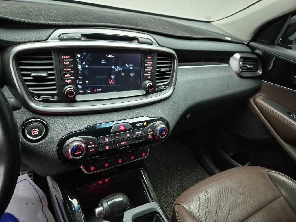 KIA Sorento - Vista 10