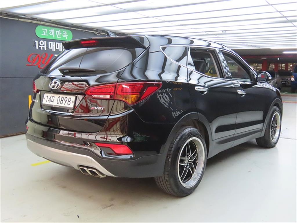 HYUNDAI Santa Fe - Vista 4