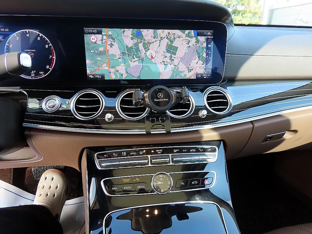 Mercedes Benz E class 2020 Blanco - Importación desde Corea - HF Imports Iquique - Foto 13