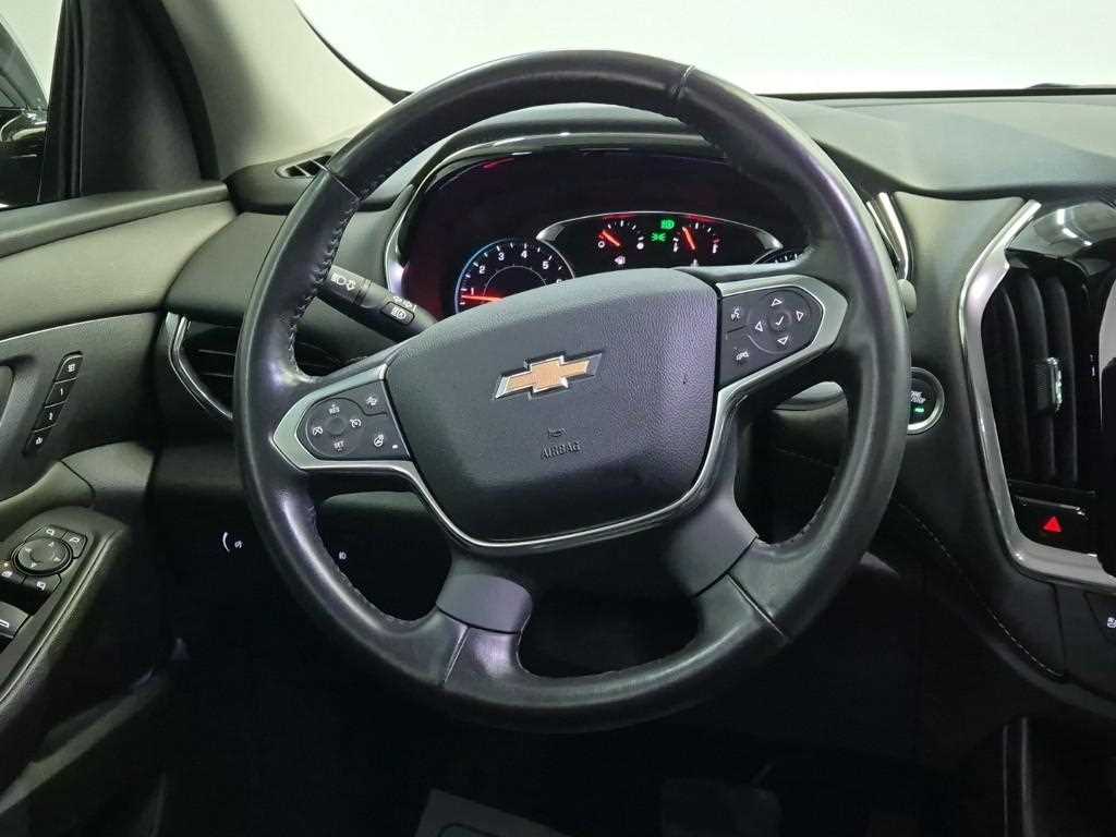 Chevrolet Travers - Vista 9