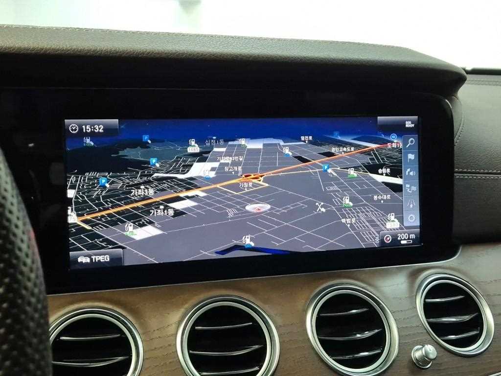 Mercedes Benz E class 2018 Gris - Importación desde Corea - HF Imports Iquique - Foto 14