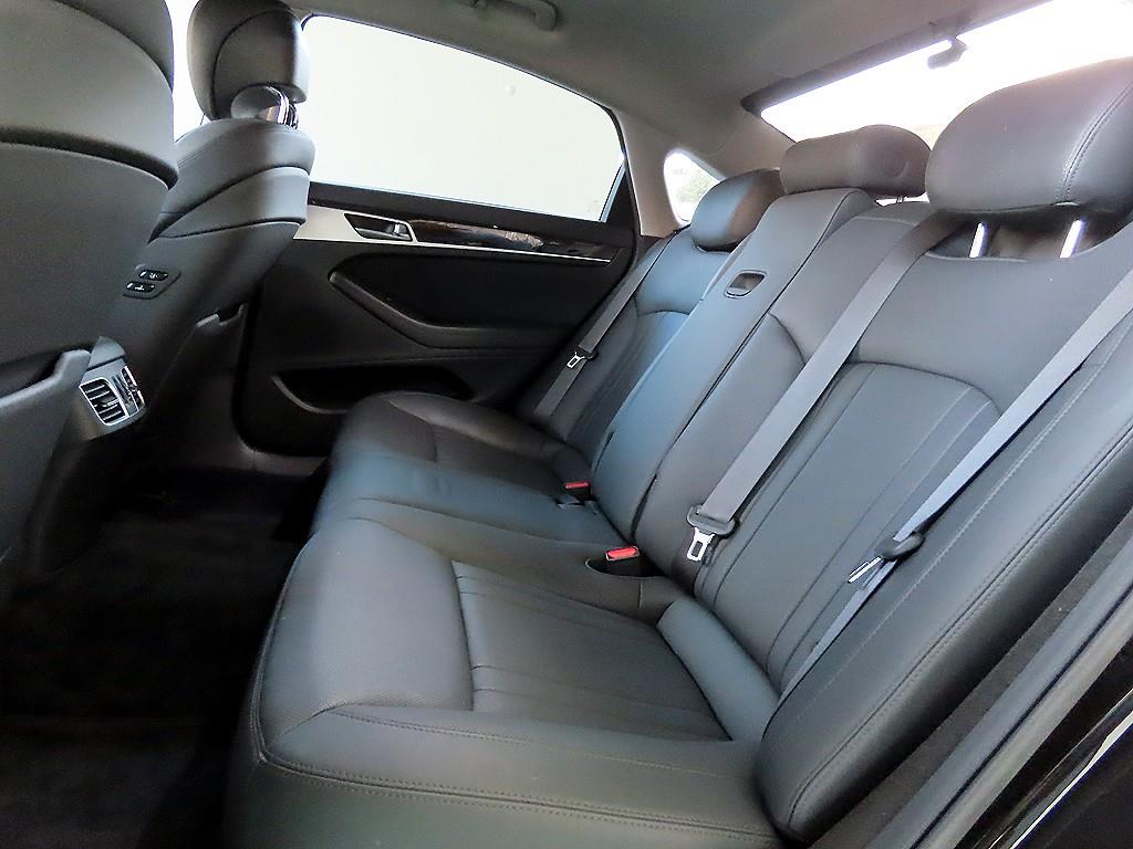 Genesis G80 - Vista 6