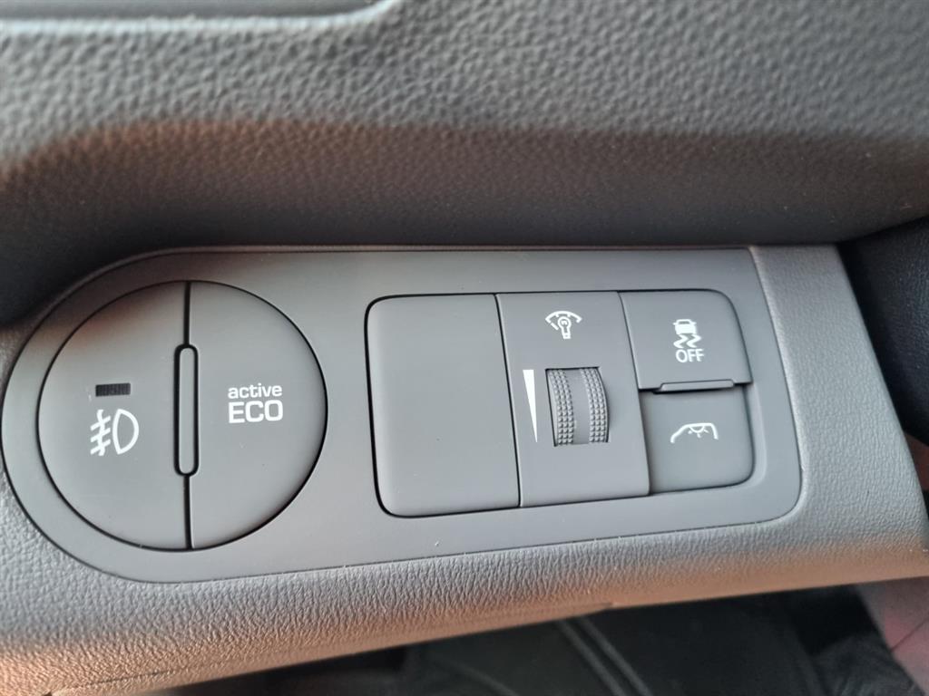 HYUNDAI Starex 2017 Gris - Importación desde Corea - HF Imports Iquique - Foto 18