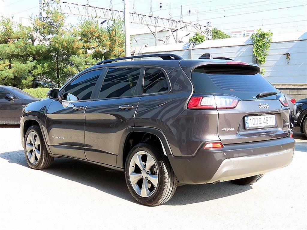 Jeep Cherokee - Vista 3