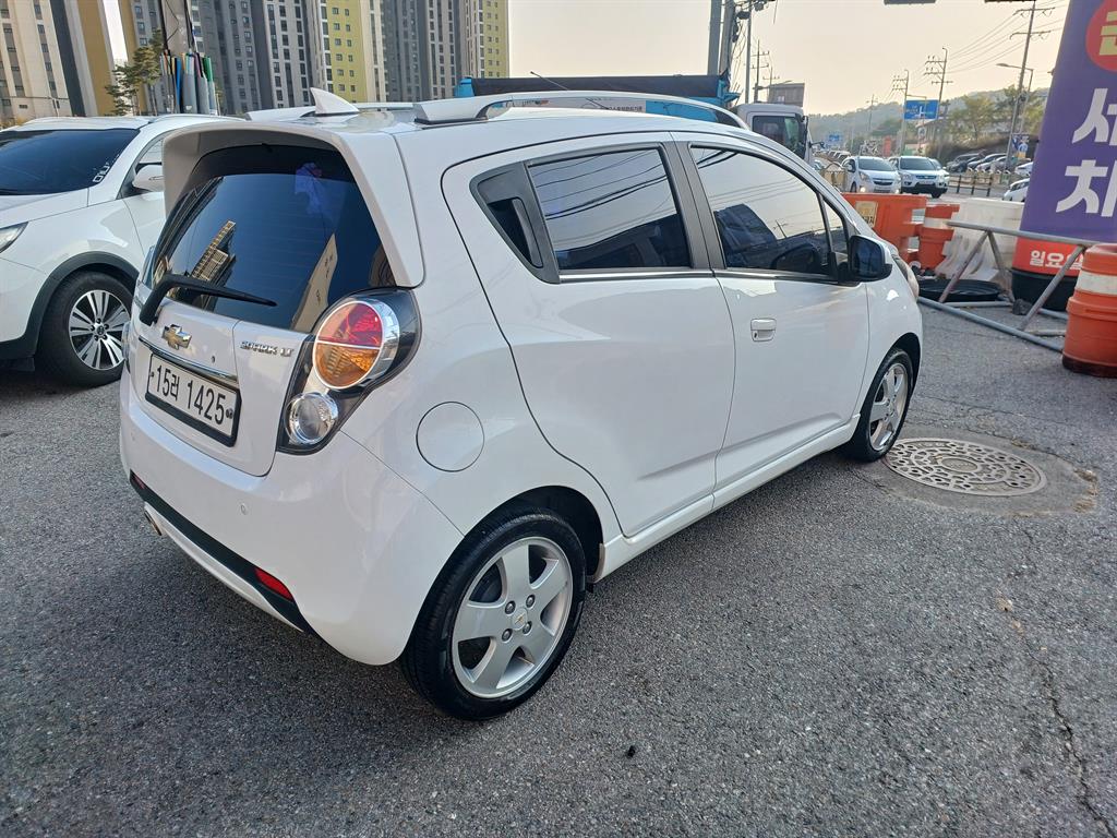Chevrolet Spark - Vista 5