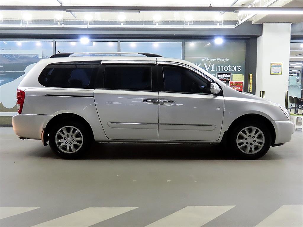 KIA Carnival - Vista 3