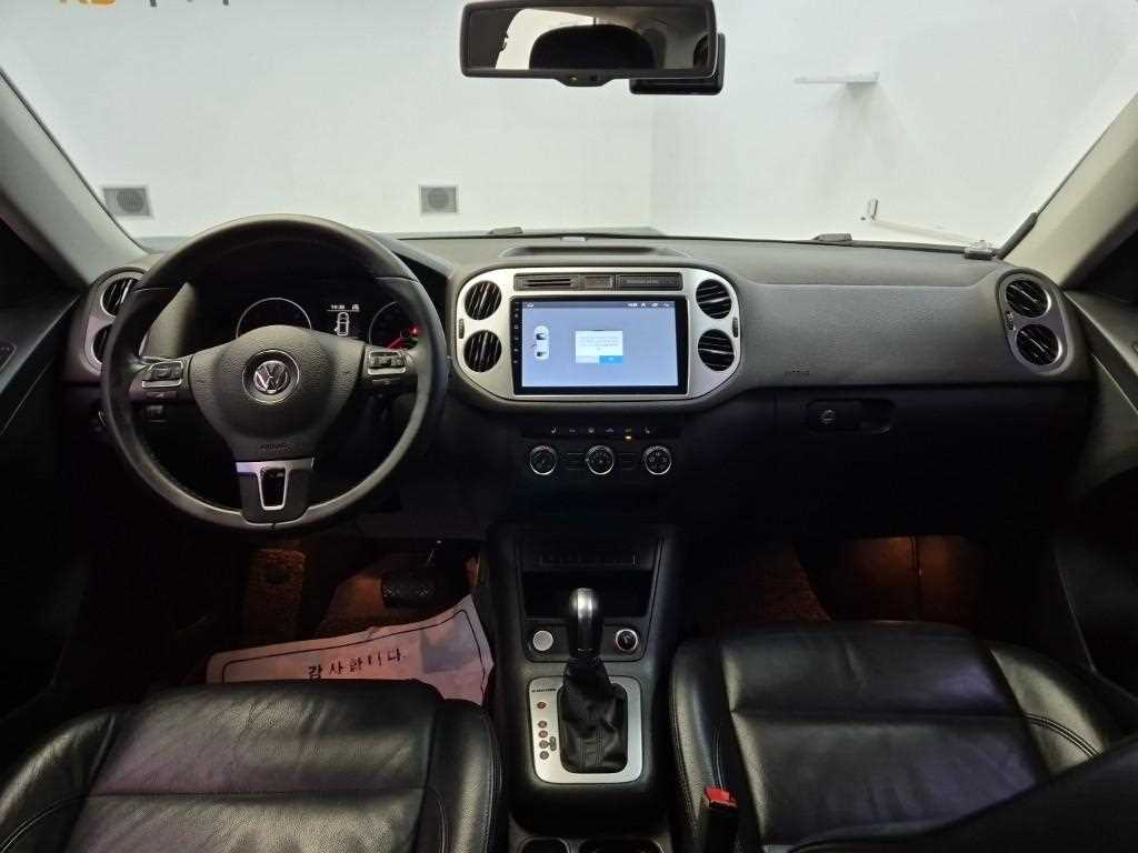 Volkswagen Tiguan - Vista 7