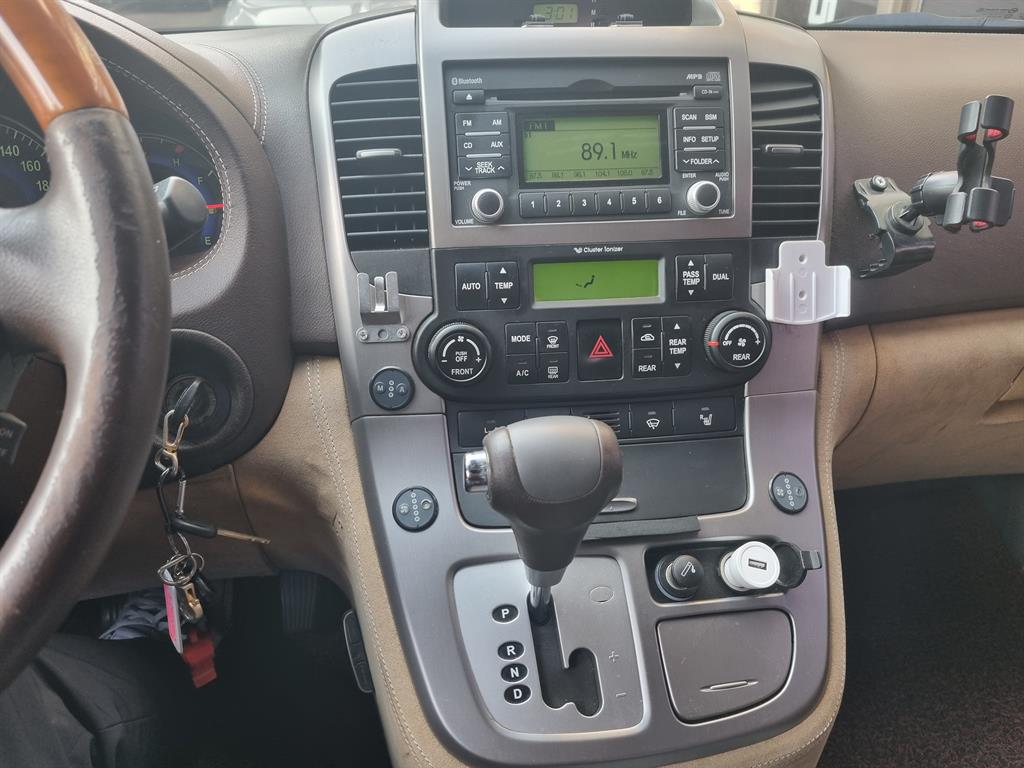 KIA Carnival - Vista 7