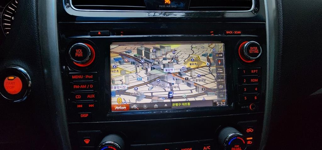 Nissan Altima - Vista 4