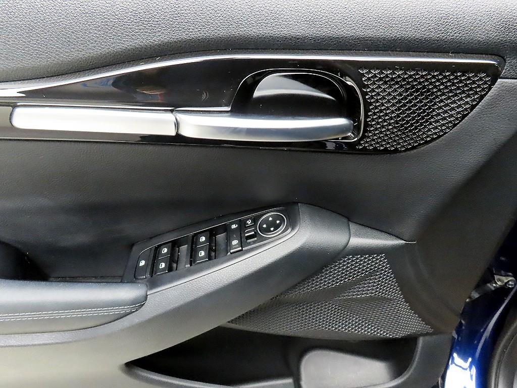 KIA Seltos - Vista 11