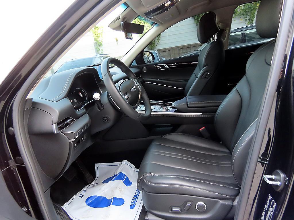 Genesis GV80 - Vista 5