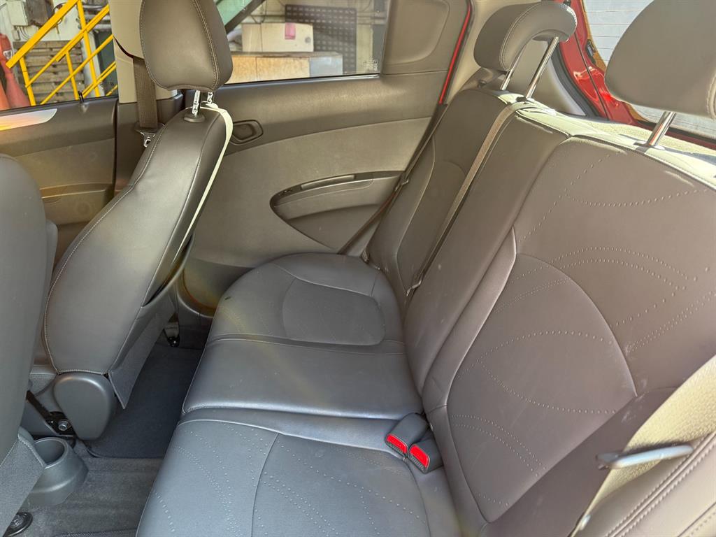 Chevrolet Spark - Vista 11